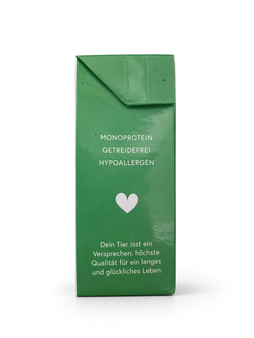 VilosTierland FRED Nassfutter für Hunde im grünen Tetra Pak mit Monoprotein- und getreidefrei-Hinweis